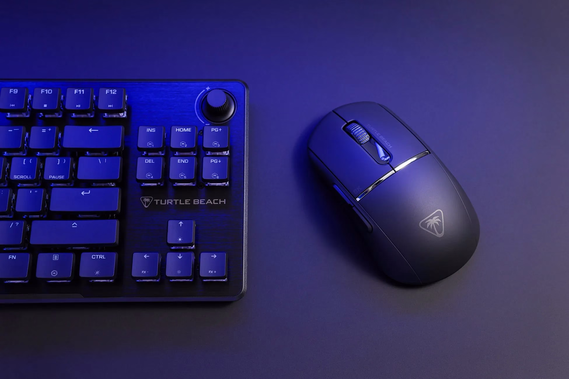 ゲーミングキーボードとマウス