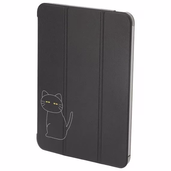 黒い猫のイラストが描かれた、黒いタブレットケースです。