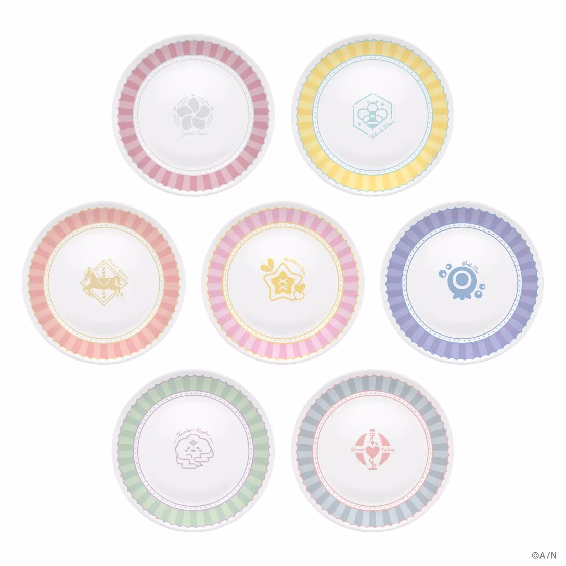 様々なデザインの皿