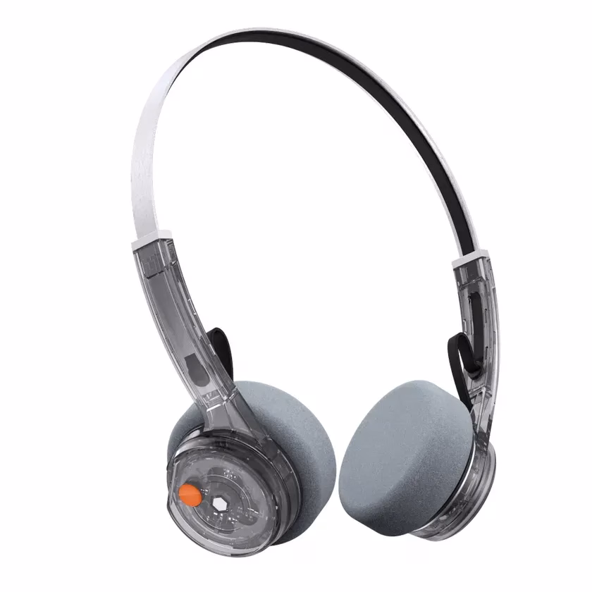 グレーのイヤーパッドが付いたヘッドホン
