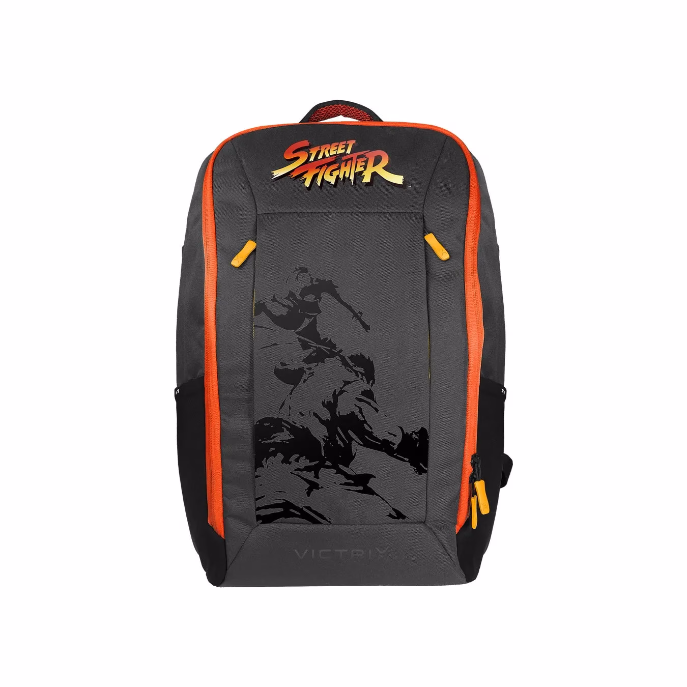 ストリートファイターのロゴとキャラクターのシルエットが描かれたバックパック