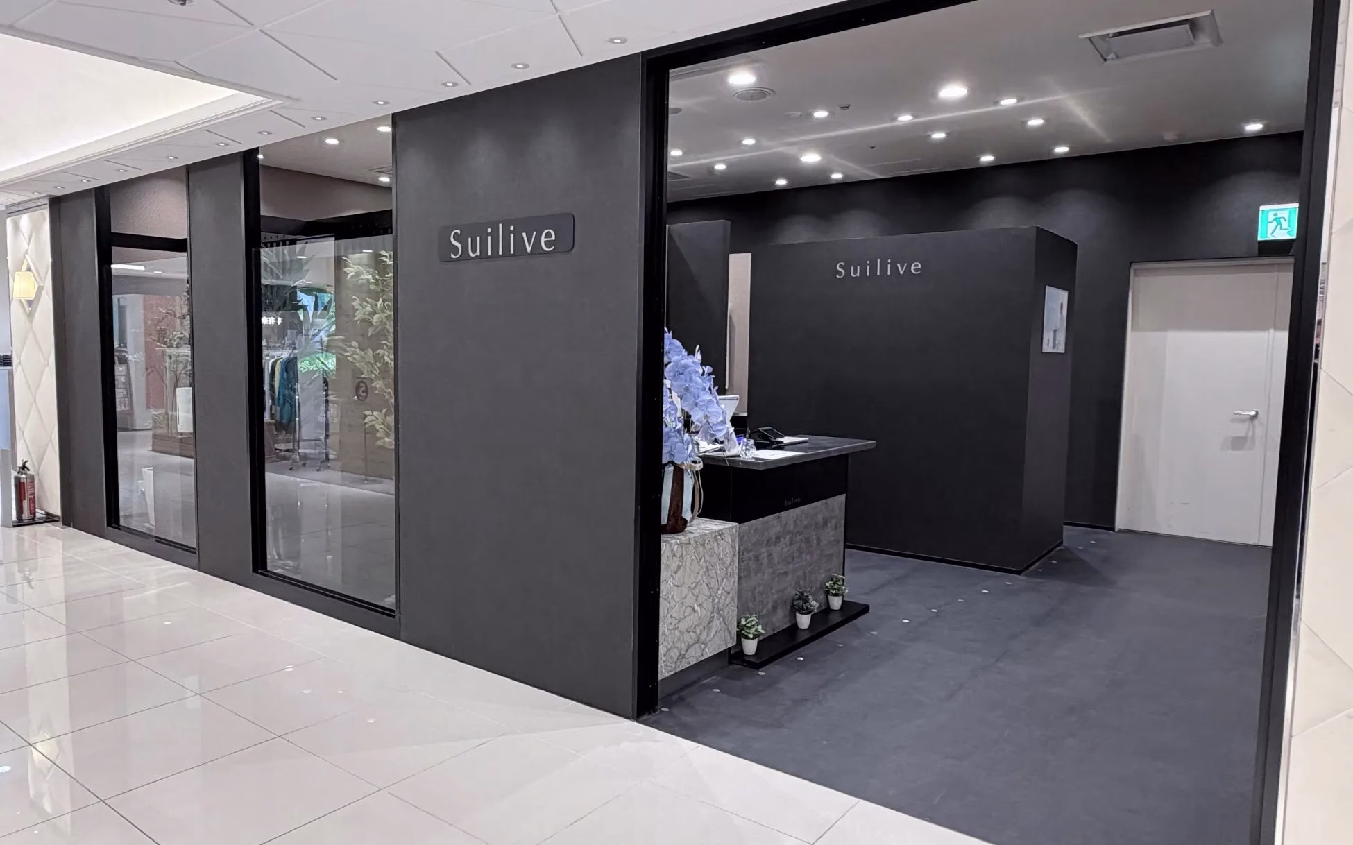 Suilive東京銀座店のショールームの様子