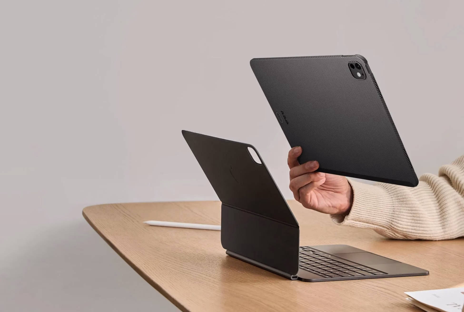 Air Case for iPad Pro with Magic Keyboard