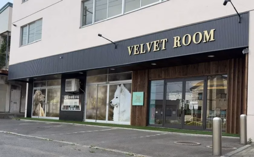 VELVET ROOM店舗外観